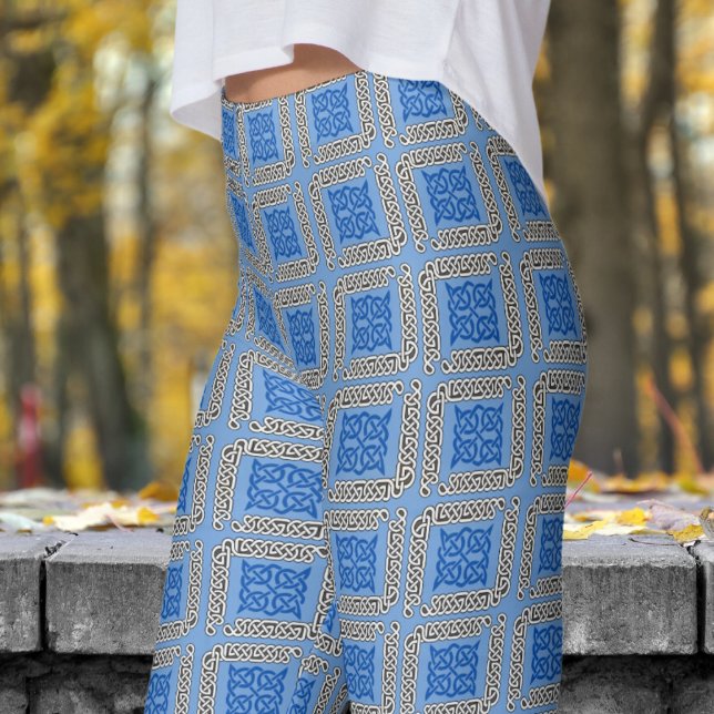 Leggings Motif tribal Bold Blue et Black (Bold Blue and Black Tribal Pattern Leggings)