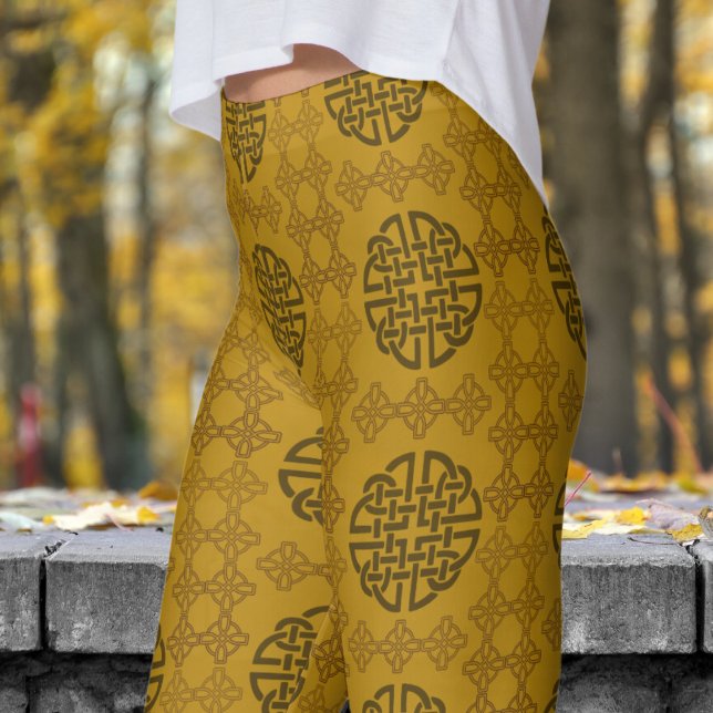 Leggings Motif tribal élégant Gold et Black Circulaire (Stylish Gold and Black Circular Tribal Pattern Leggings)