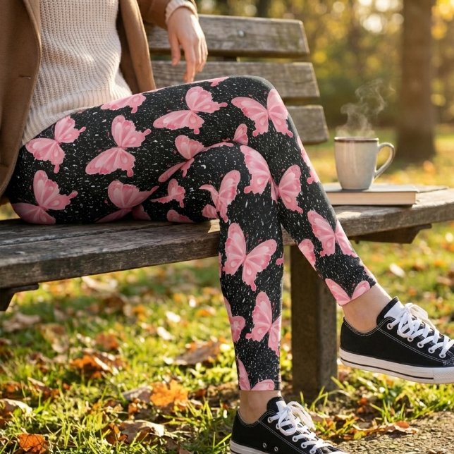 Leggings Papillons fantaisistes roses sur fond noir (Créateur téléchargé)