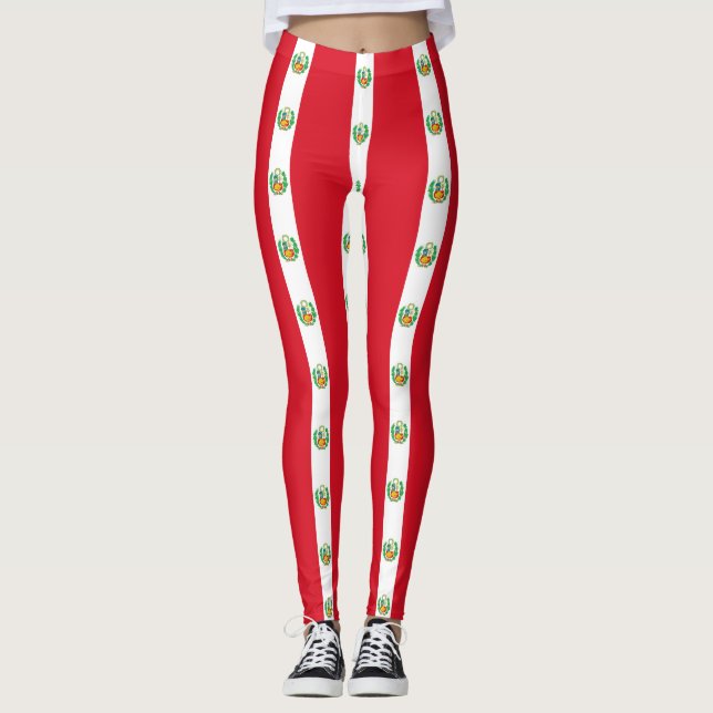 Leggings unter peruanischer Flagge (Vorderseite)