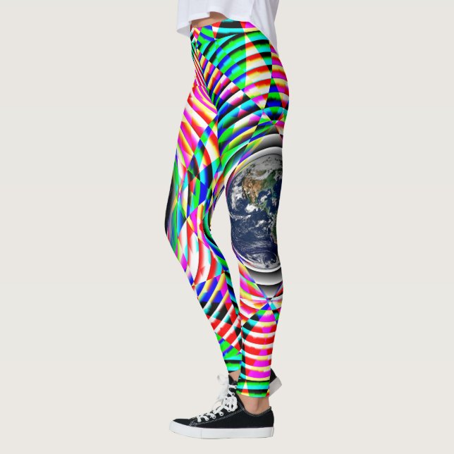 Leggings Vibes de la Terre par Kenneth Yoncich (Gauche)
