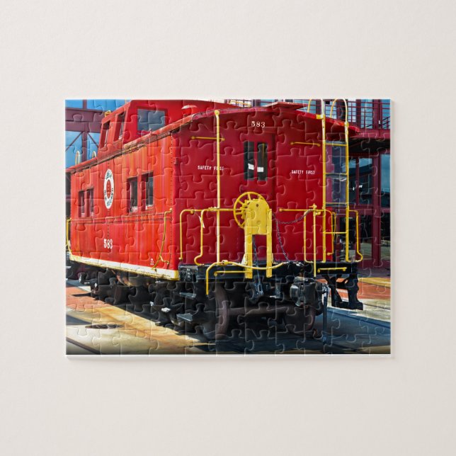 Lehigh/NE Caboose 583 (Horizontal)