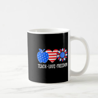 Lehren Sie Liebe Freiheit USA-Flagge Patriotischer Kaffeetasse