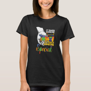 Lehren Sie spezielles Autismus-Bewusstsein Puzzle- T-Shirt