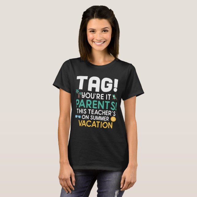 Lehrer auf Sommer-Ferien-T-Shirt letztem Externat T-Shirt (Vorne ganz)