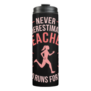 Lehrer, der die Halbmarathon-Runner-Liebe führt Thermosbecher