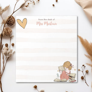 Lehrer Lesen von Buchstapeln Personalisiert gestri Notizblock