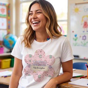 Lehrer-Schul-Patroon mit rosa Buchstaben T-Shirt