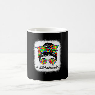 Lehrerin der 4. Klasse Unordentlicher Knoten Fraue Kaffeetasse