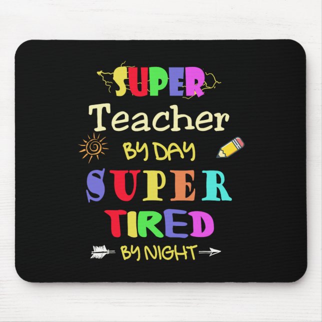 Lehrerin für Tag durch Nachtschwärmerin übermüdet Mousepad (Vorne)