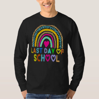 Lehrerin glücklich letzten Tag der Schule Sommer L T-Shirt