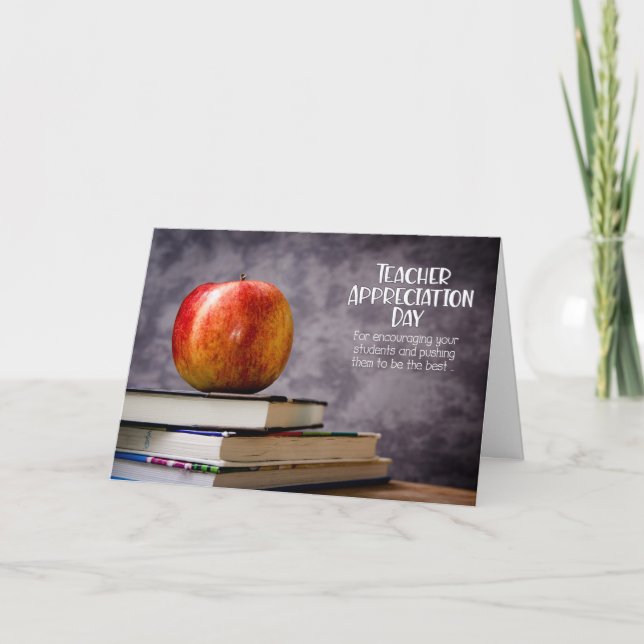 Lehrerwertungsbücher und Apple Karte (Vorderseite)