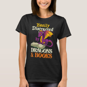 Leicht abgelenkt von Drachen und Büchern, die Boo  T-Shirt