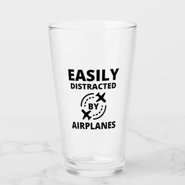 Leicht abgelenkt von Flugzeug lustigen Piloten-Avi Glas (Vorderseite)