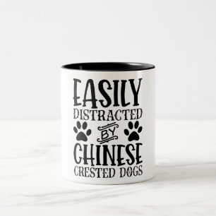 Leicht abgelenkt von Hunden mit chinesischer Schok Zweifarbige Tasse