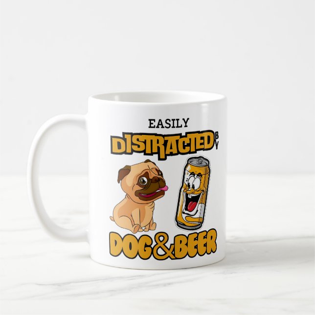 Leicht abgelenkt von Hunden und Bier Kaffeetasse (Links)