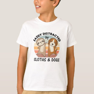 Leicht abgelenkt von Hunden und Hunden Faultier T-Shirt