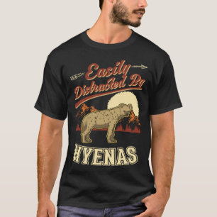 Leicht abgelenkt von Hyenas 2 T-Shirt