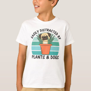 Leicht abgelenkt von Pflanze und Hunden Pflanze Mo T-Shirt