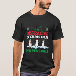 Leicht abgelenkt von Weihnachten und Pinguinen Paj T-Shirt