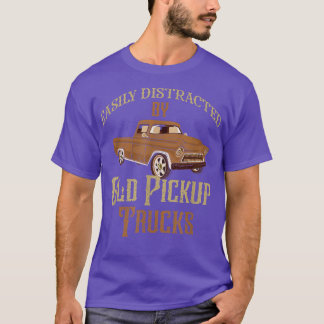 Leicht von den alten Lieferwagen-LKWs entfernt Fun T-Shirt