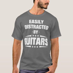 Leicht von Gitarren abgelenkt T-Shirt