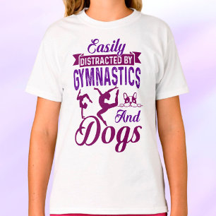 Leicht von Gymnastik und Hunden abgelenkt T-Shirt