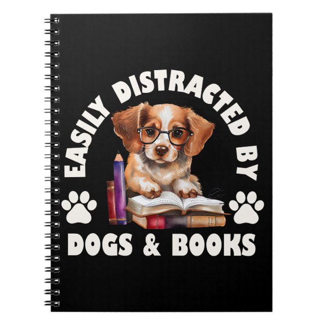 Leicht von Hunden und Büchern abgelenkt Notizblock (Vorderseite)