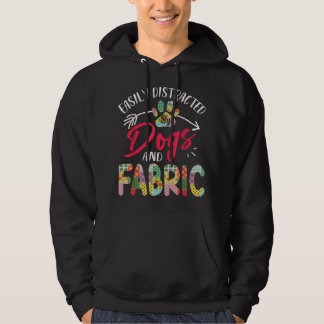 Leicht von Hunden und Stoff abgelenkt - Quilting Hoodie