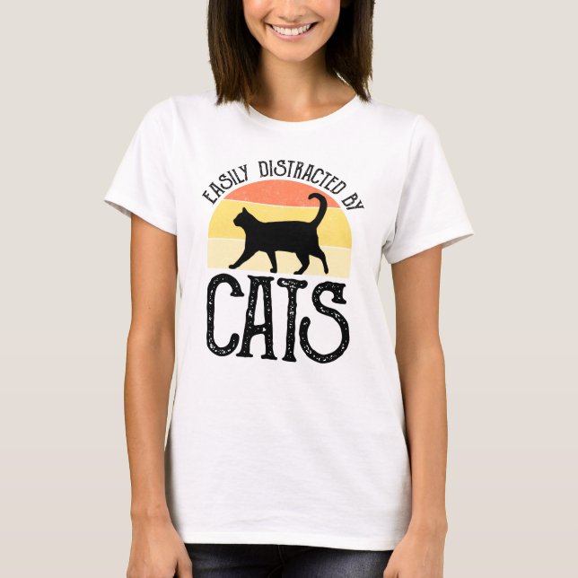 Leicht von Katzen abgelenkt T-Shirt (Vorderseite)