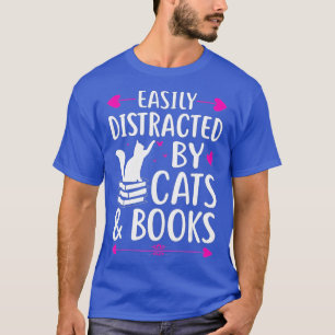 Leicht von Katzen und Büchern abgelenktCute Cat Bo T-Shirt