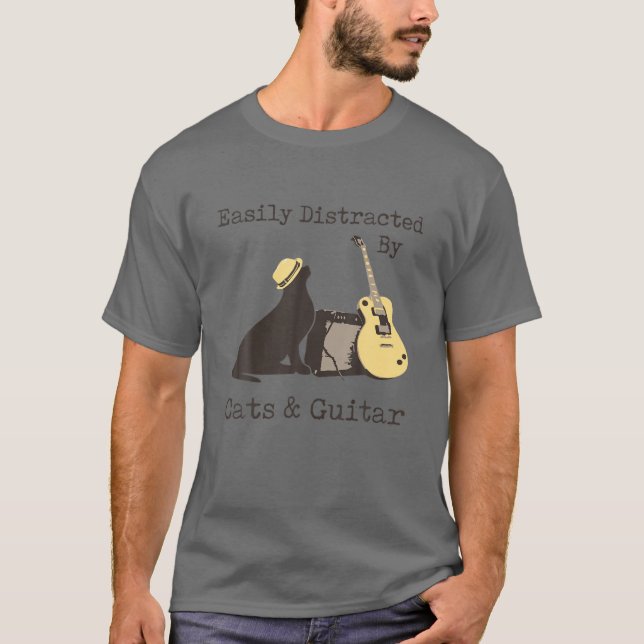 Leicht von Katzen und Gitarre abgelenkt T-Shirt (Vorderseite)