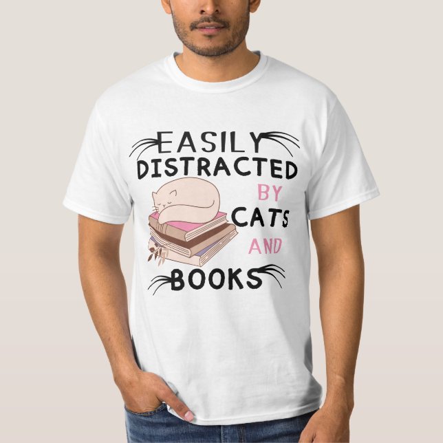 leicht von Katzen und T - Shirt abgelenkt (Vorderseite)