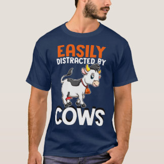 Leicht von Kühen abgelenkt T-Shirt