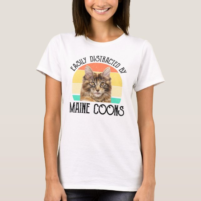 Leicht von Maine-Coons abgelenkt T-Shirt (Vorderseite)