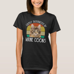 Leicht von Maine-Coons abgelenkt T-Shirt