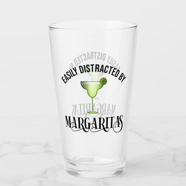 Leicht von Margaritas abgelenkt Glas (Vorderseite)