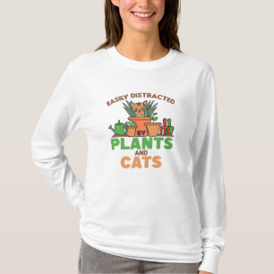 Leicht von Pflanze und Katzen abgelenkt süße Katze T-Shirt