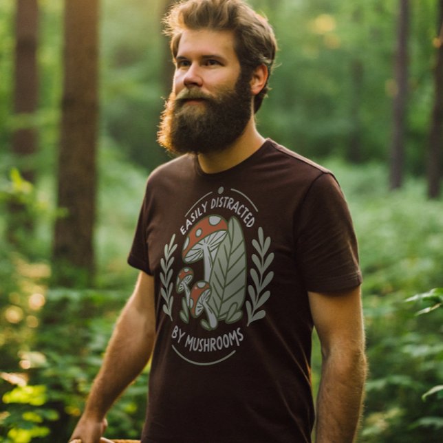 Leicht von Pilzen entfernt Fungi Fanatic T-Shirt (Von Creator hochgeladen)