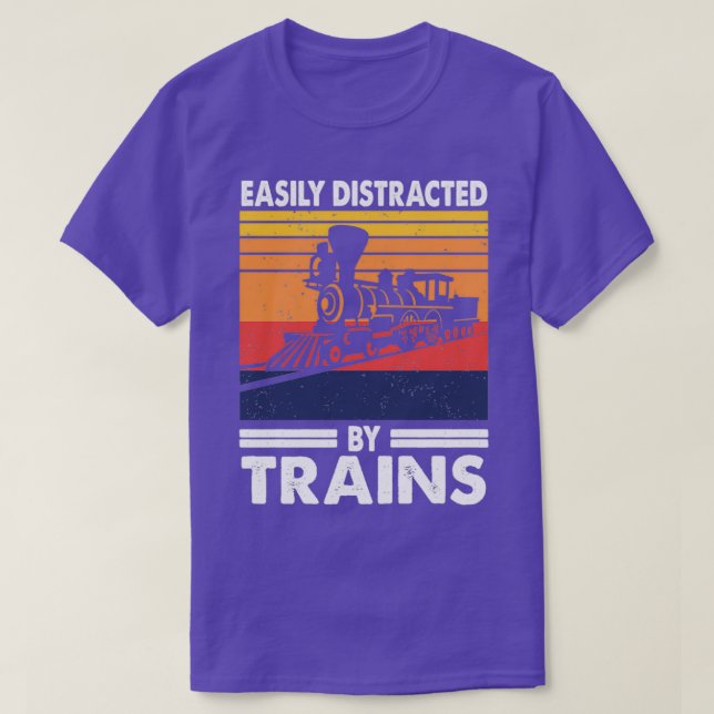Leicht von Zügen abgelenkt T-Shirt (Design vorne)
