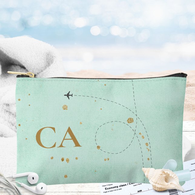 Leichte Aquamarine Minimalistische Goldmonogramm E Zubehörtasche (Minimalist Monogram Plane Light Blue Gold Travel Accessory Pouch ©Susanne Sachers - Sunny Wanderlust)