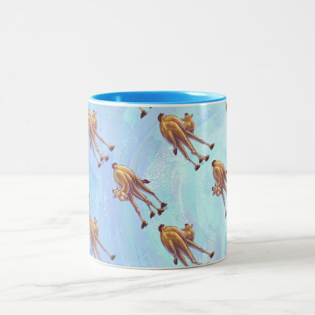 Leiter und Schwanz Camel Pattern auf blau Zweifarbige Tasse (Mittel)