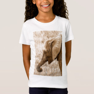 L'éléphant de bébé badine le T-shirt