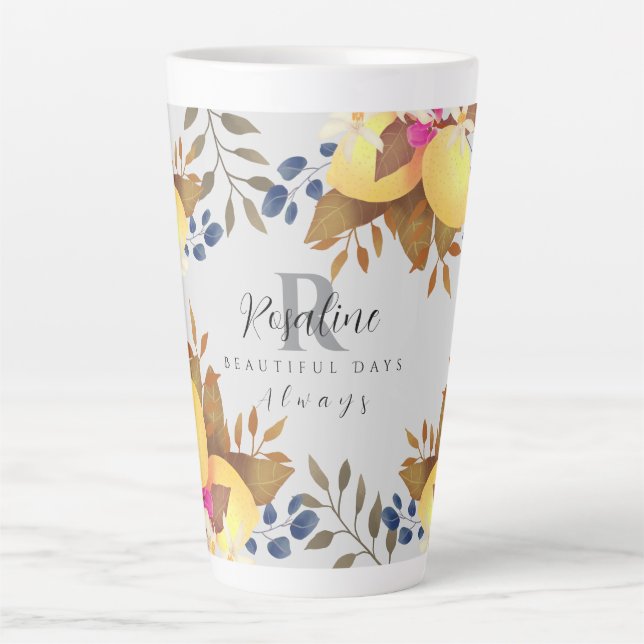 Lemon Chic Monogram Gray Milchtasse (Vorderseite)