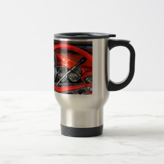 Lenkrad vom Oldtimer Reisebecher