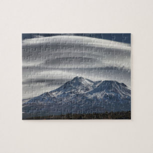 LENTIKULARES OBEN GENANNTES BERG SHASTA
