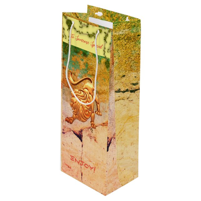 Leo Birthday Wine Gift Bag Geschenktüte Für Weinflaschen (Vorderseite Schrägansicht)