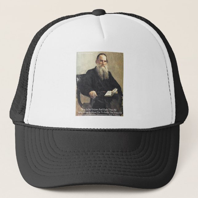 Leo Tolstoy "War Is Unjust" Wisdom Quote Gifts Truckerkappe (Vorderseite)