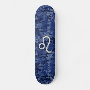 Leo Zodiac-Symbol auf Navy Blue Digital-Camouflage Skateboard