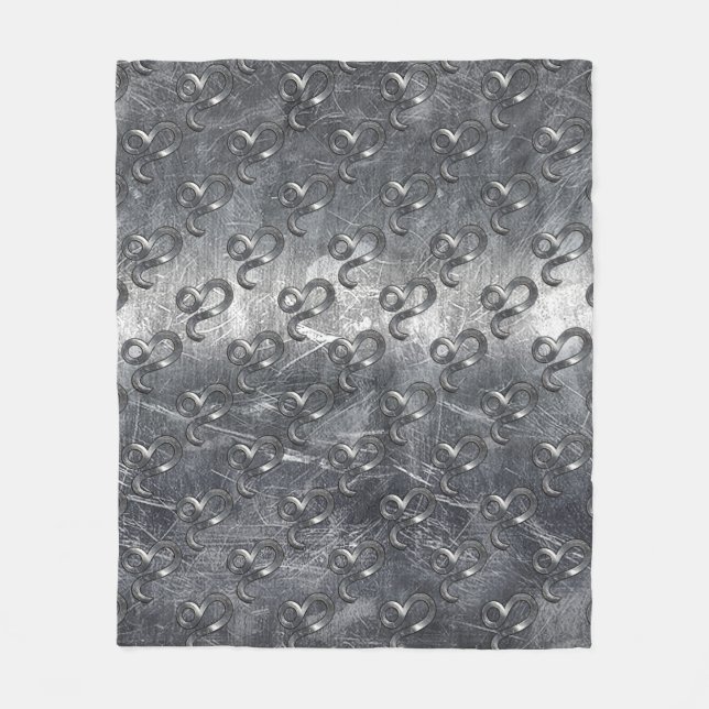 Leo Zodiac Symbol in Silver Steel Style Fleecedecke (Vorderseite)